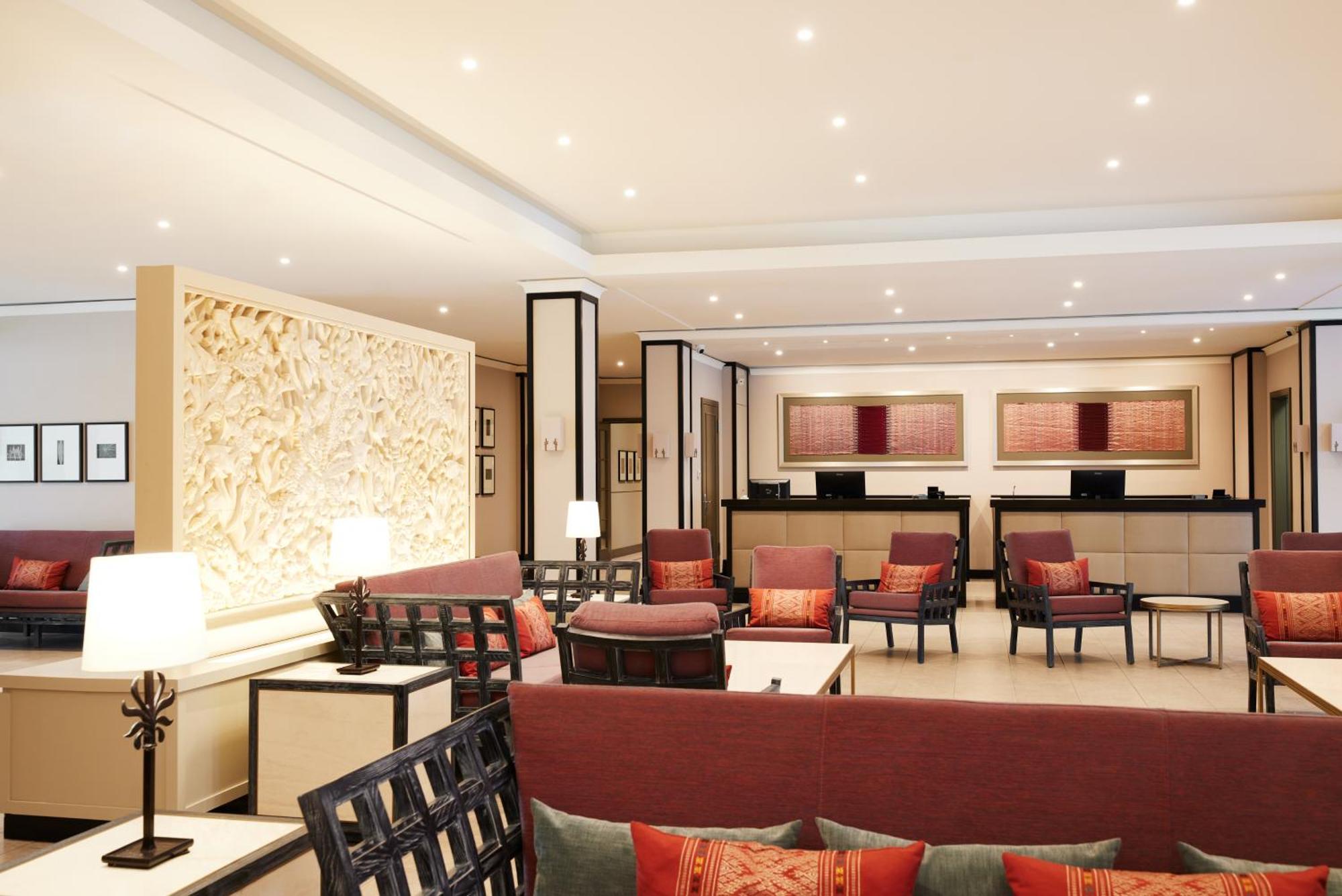Strandhotel Цингст Екстер'єр фото The lounge at the airport